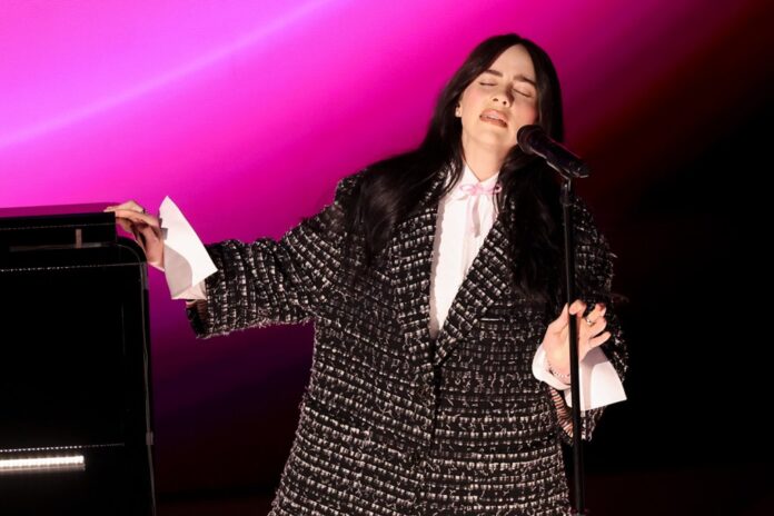 billie-eilish-performance-oscars-2024-billboard-1548.jpg