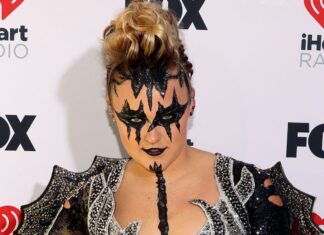 JoJo Siwa Addresses Claim She “Stole” Song “Karma” From Miley Cyrus