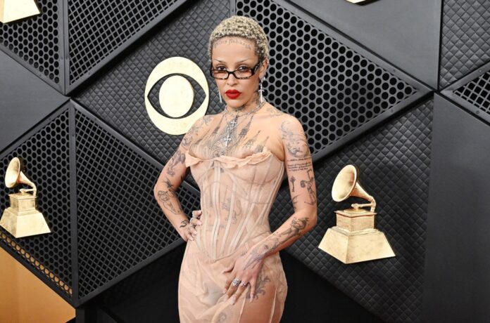 doja-cat-grammys-rc-2024-billboard-1548.jpg
