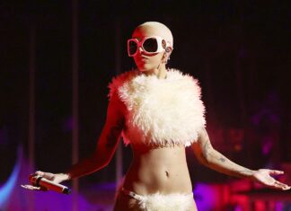 Doja Cat Dazzles Audience At Coachella With Multiple Wardrobe Changes