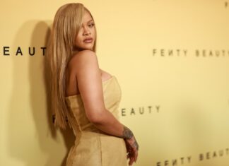 Rihanna Says New Music Should Be ‘Amazing’ and ‘Show Growth’
