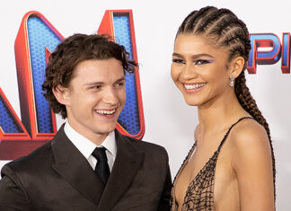 Zendaya and Tom Holland Kiss at ‘Challengers’ Premiere in Video – Hollywood Life
