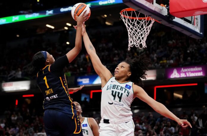 New-York-Liberty-v-Indiana-Fever-billboard-1548.jpg