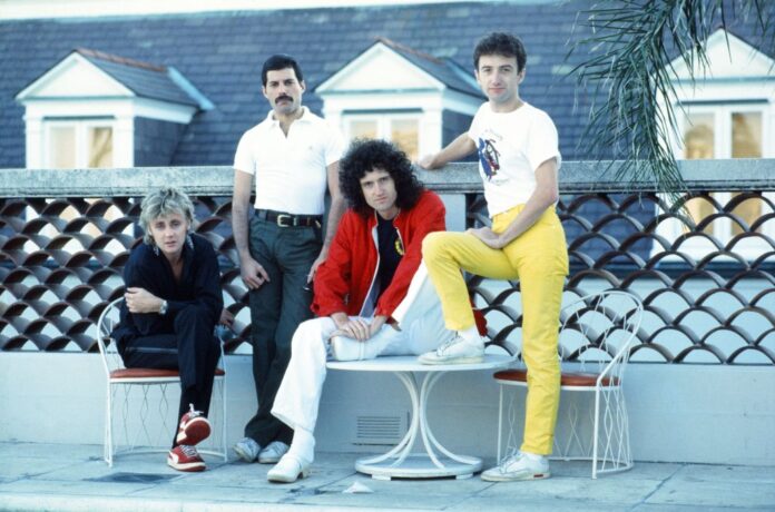 Queen-1981-portrrait-billboard-1548.jpg