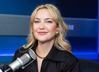 Kate Hudson Reveals She Was a ‘Prude’ While Growing Up – Hollywood Life