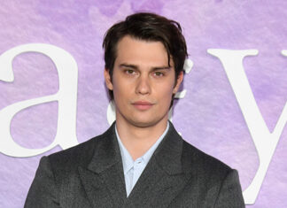 Nicholas Galitzine Has ‘Guilt’ for Being ‘Straight’ Playing Gay Roles – Hollywood Life