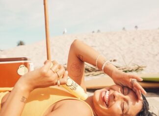 The Best Sunscreen Face Sprays That Won’t Ruin Your Makeup