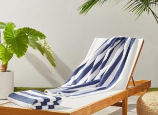 The Best Beach Towels on Amazon To Soak up Some Vitamin Sea On