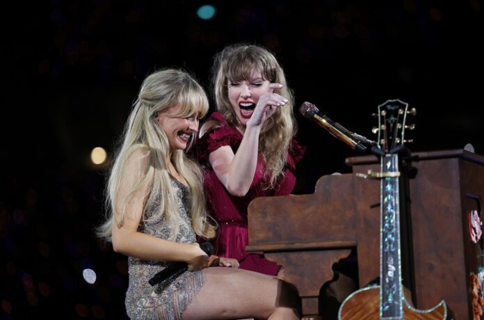 taylor-swift-sabrina-carpenter-sydney-2024-billboard-1548.jpg
