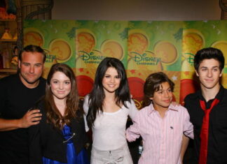 Selena Gomez Reveals She Will Make an Appearance on ‘Wizards of Waverly Place’ Reboot – Hollywood Life