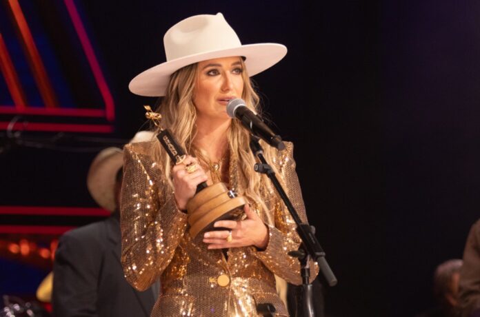lainey-wilson-grand-ole-opry-june-7-2024-cr-chris-hollo-billboard-1548.jpg