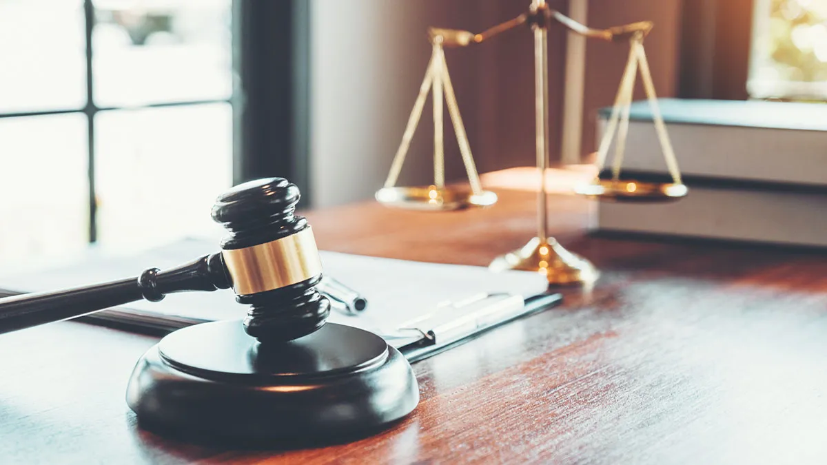 legal-lawsuit_08.jpg