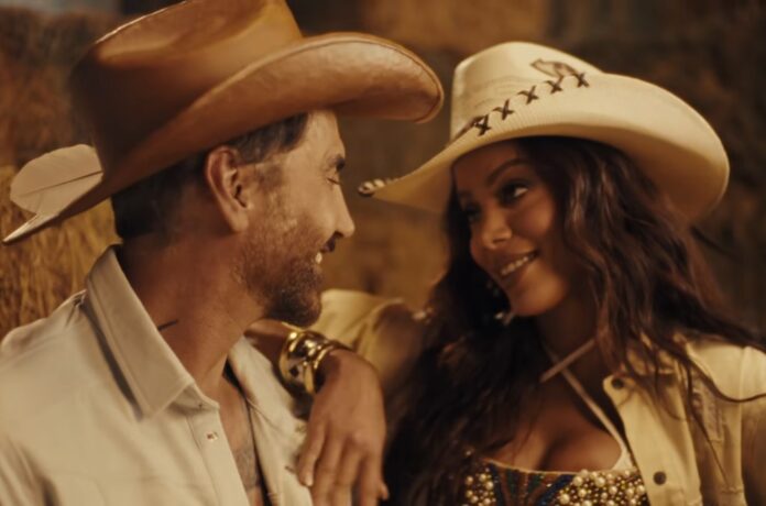 Alejandro-Fernandez-Anitta-La-Toxica-screenshot-billboard-1548.jpg