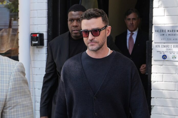 justin-timberlake-hamptons-court-24-billboard-1548.jpg