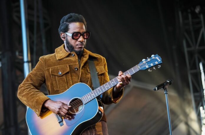 Leon-Bridges-2024-boston-calling-a-78-billboard-1548.jpg