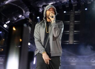 It’s a… Eminem’s Daughter Hailie Jade Reveals Gender of First Baby: Watch