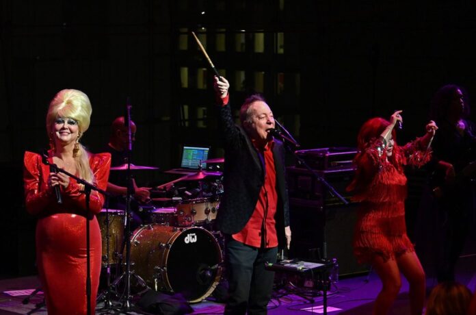 B-52s-2020-billboard-1548-1.jpg