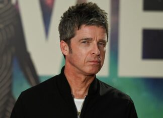 Noel Gallagher Has Created a Six-Hour Version of ‘Champagne Supernova’