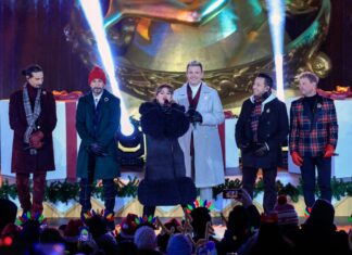 Backstreet Boys Warm Up ‘Christmas in Rockefeller Center’ With Cozy ‘Christmas Song’ Cover