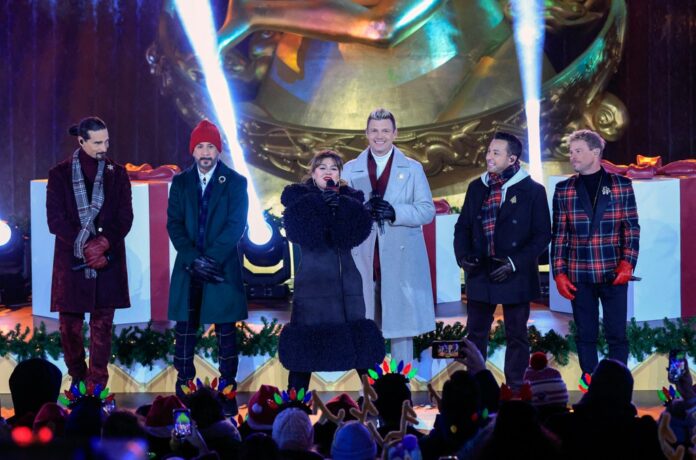 backstreet-boys-kelly-clarkson-rockefeller-center-christmas-tree-lighting-2024-billboard-1548.jpg
