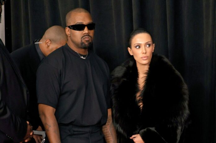 Kanye-West-and-Bianca-Censori-grammy-red-carpet-35-billboard-1548.jpg