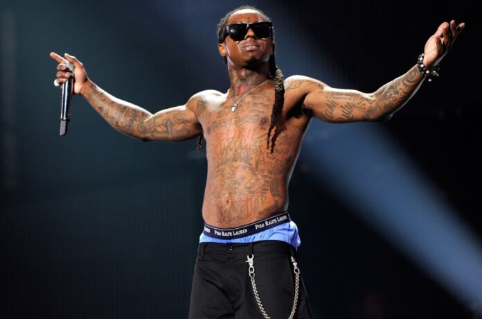 Lil-Wayne-2011-billboard-1548.jpg