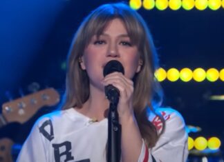 Kelly Clarkson Goes ’90s With Cover of ‘Flagpole Sitta’ on ‘Kellyoke’
