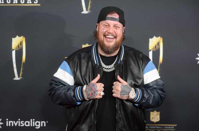 jelly-roll-nfl-honors-cp-2025-billboard-1548.jpg