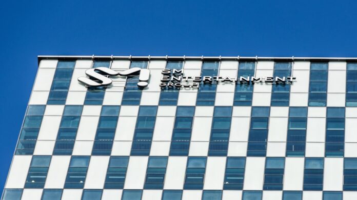 sm-entertainment-billboard-pro-1260.jpg
