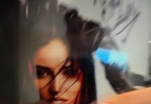 Kylie Cantrall Hides Secret CDs For Fans During Arena Tour Stop