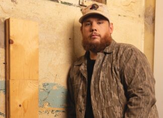 Luke Combs’ ‘Back in the Saddle’ Reaches Country Airplay Chart Top 10