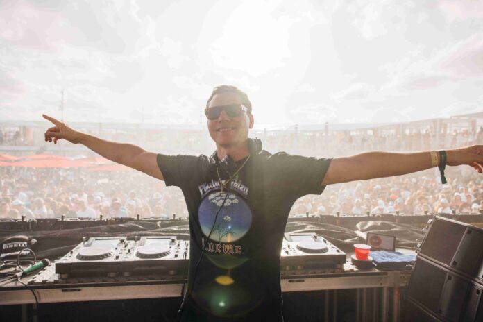 Tiesto-at-F1Miami-scaled.jpg