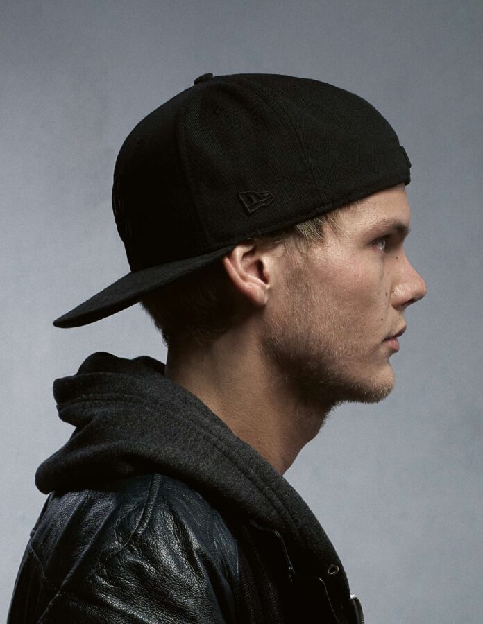 Avicii-FOREVER.jpg
