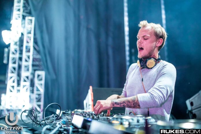 Avicii-at-Ultra-Korea-2016-03.jpg