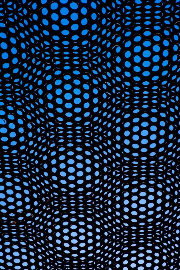 abstract overlapping circular pattern art