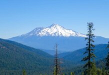 Three hikers trusted Gemini to plan a hike and had to be rescued the next day
